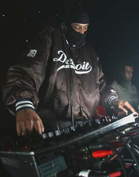 drexciyan_DJ_Stingray_313.jpg